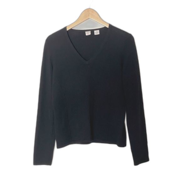 Real Clothes Silk Cashmere Blend Classic Black Vneck Sweater Size Small G7 - Picture 13 of 13